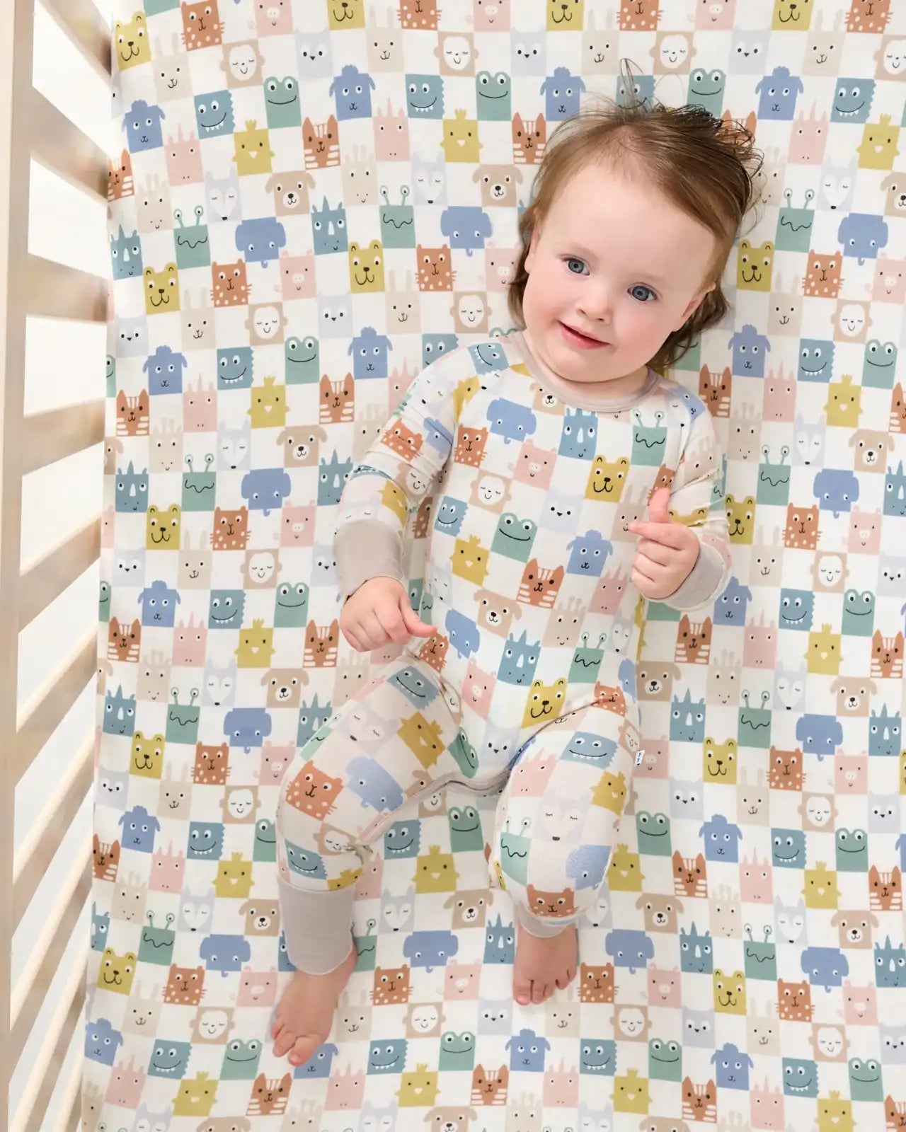 Check Mates Fitted Crib Sheet