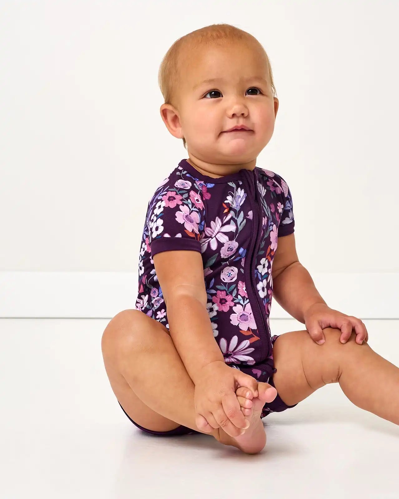 Violet Meadow Shorty Zippy