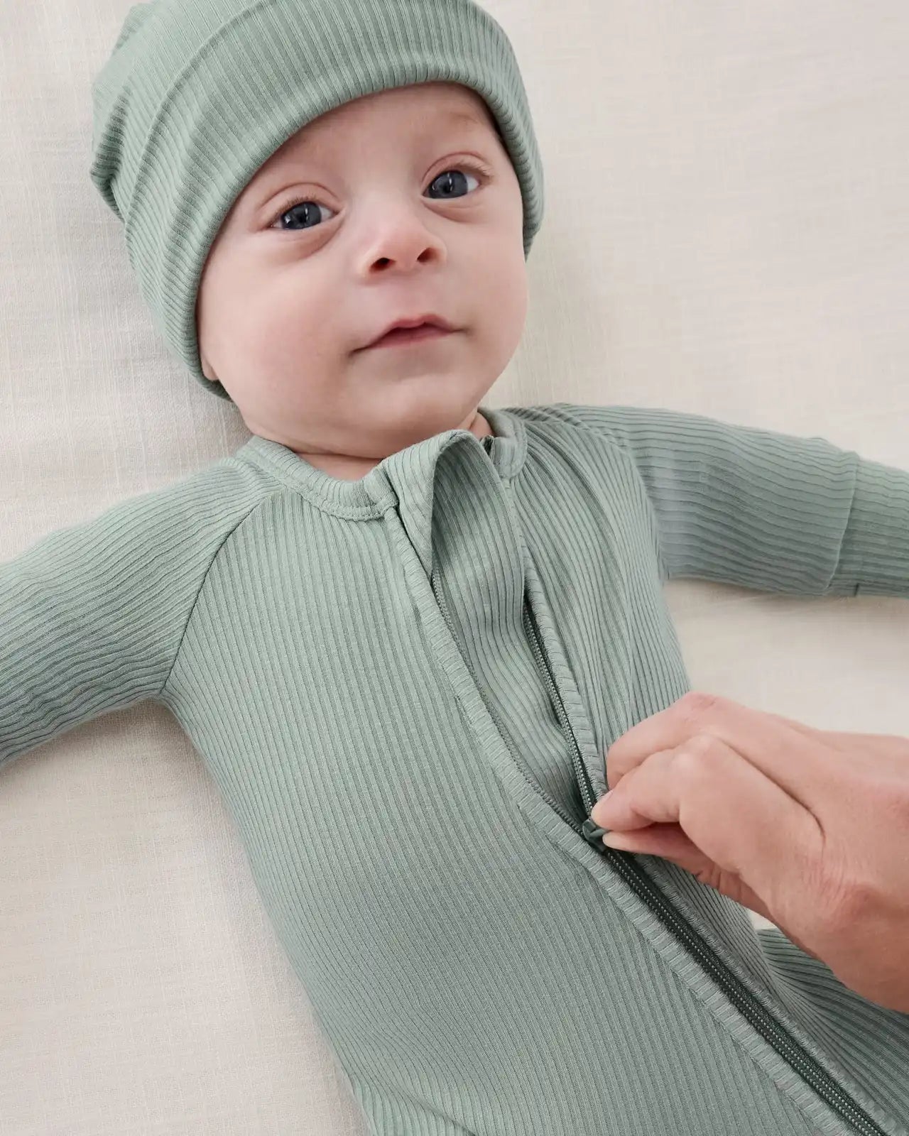 Willow Ribbed Zippy